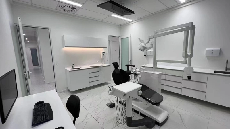 A treatment room at Pathway Dental